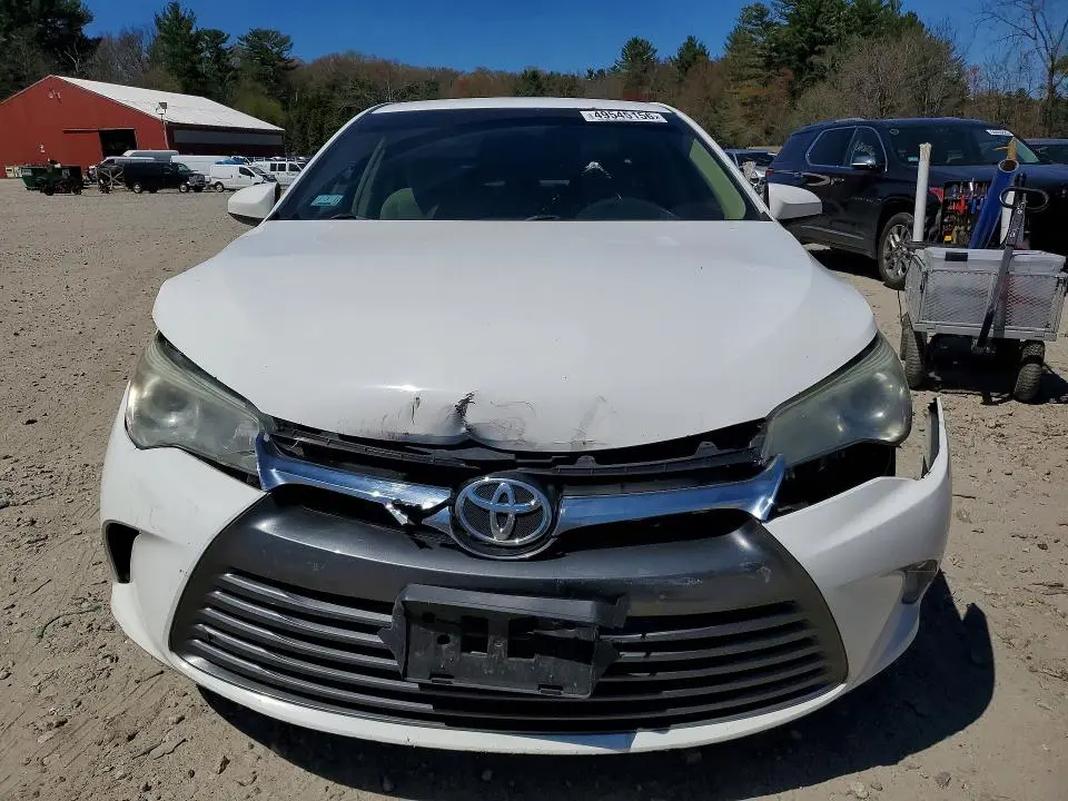 2015 TOYOTA CAMRY LE  