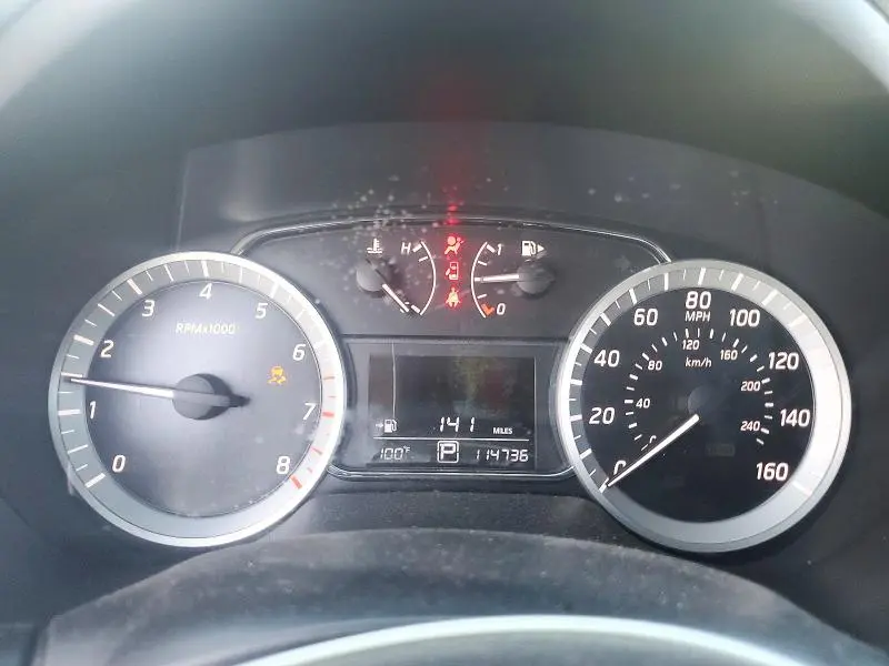 2015 NISSAN SENTRA SV  
