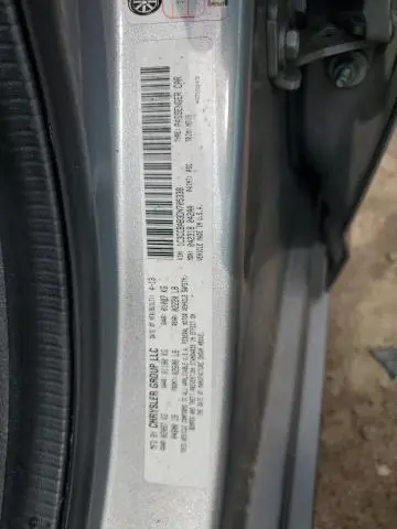 2013 CHRYSLER 200 LX  