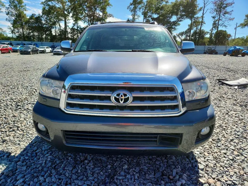 2011 TOYOTA SEQUOIA PLATINUM  