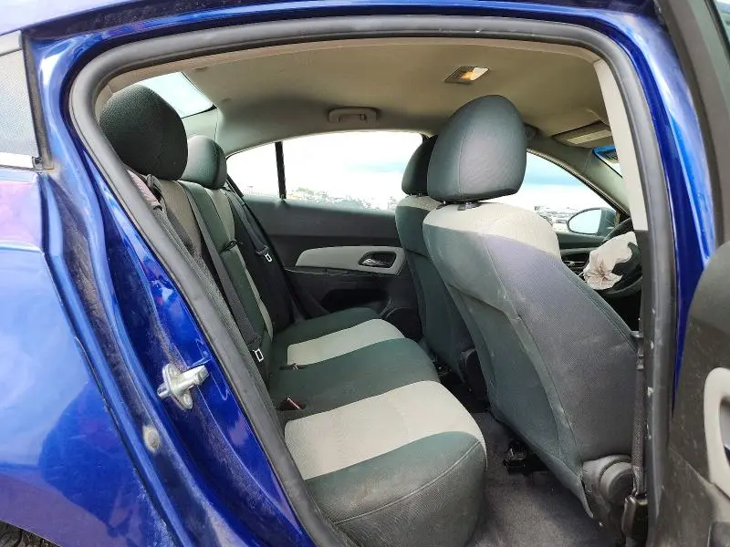 2012 CHEVROLET CRUZE LS  