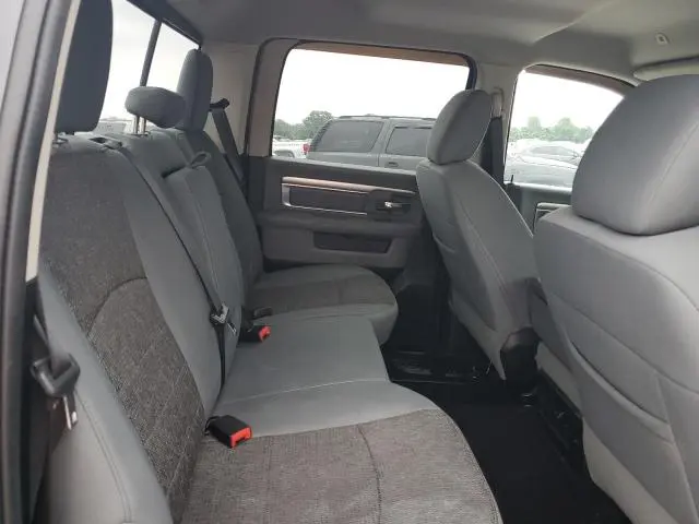 2017 RAM 1500 SLT  