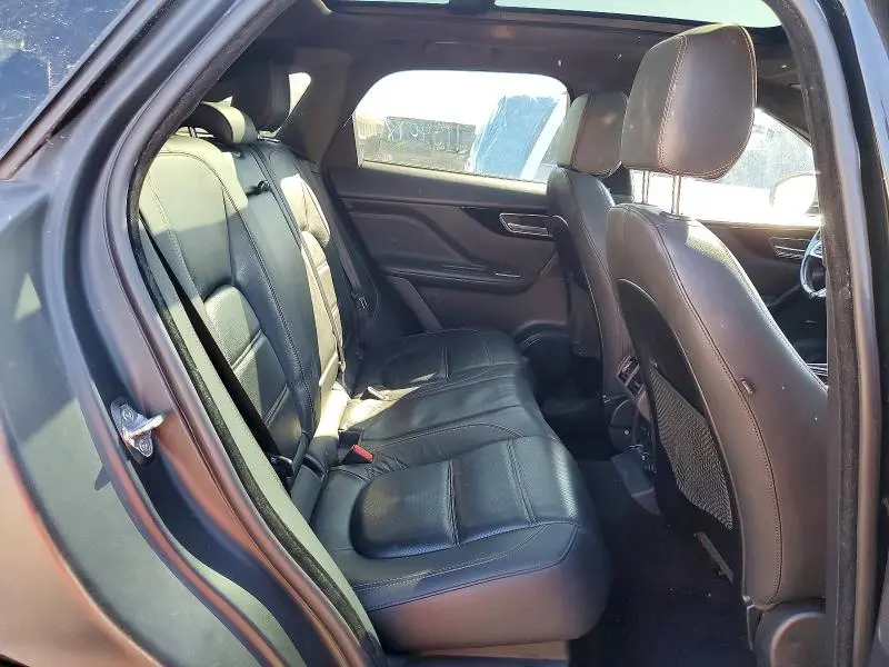 2018 JAGUAR F-PACE PRESTIGE  