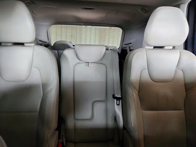 2016 VOLVO XC90 T8  