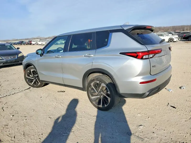 2022 MITSUBISHI OUTLANDER ES  