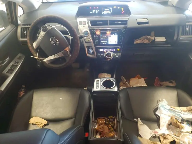 2017 TOYOTA PRIUS V FIVE  