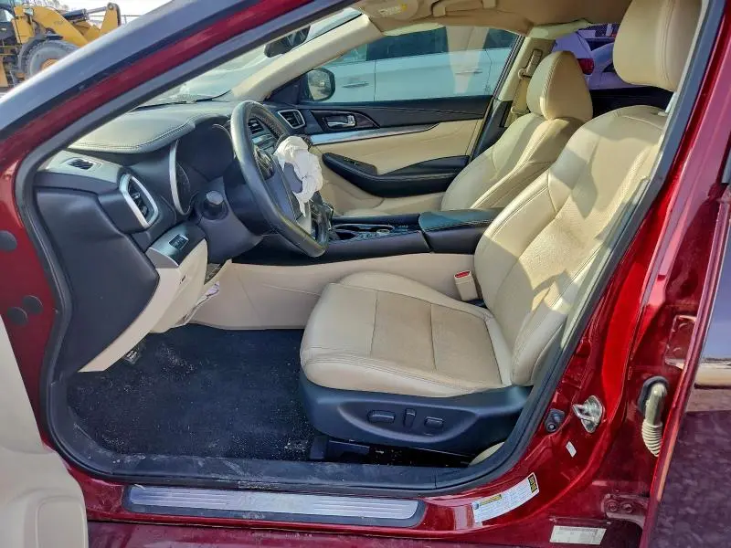 2019 NISSAN MAXIMA S  