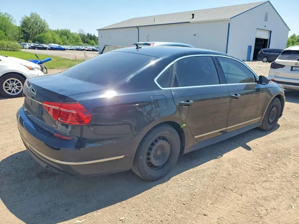 2016 VOLKSWAGEN PASSAT   