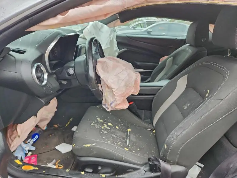 2017 CHEVROLET CAMARO LT  