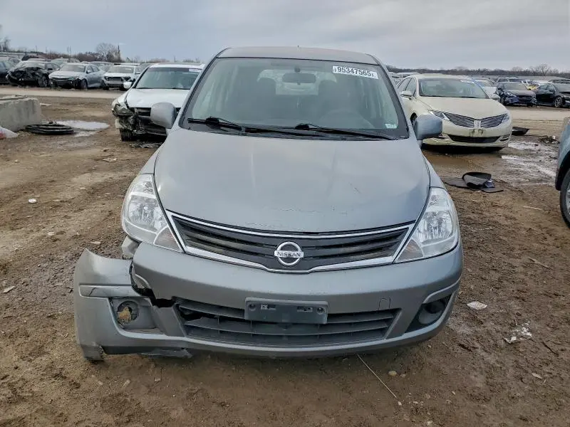 2011 NISSAN VERSA S  