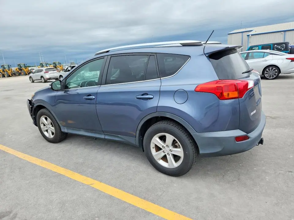 2013 TOYOTA RAV4 LE   