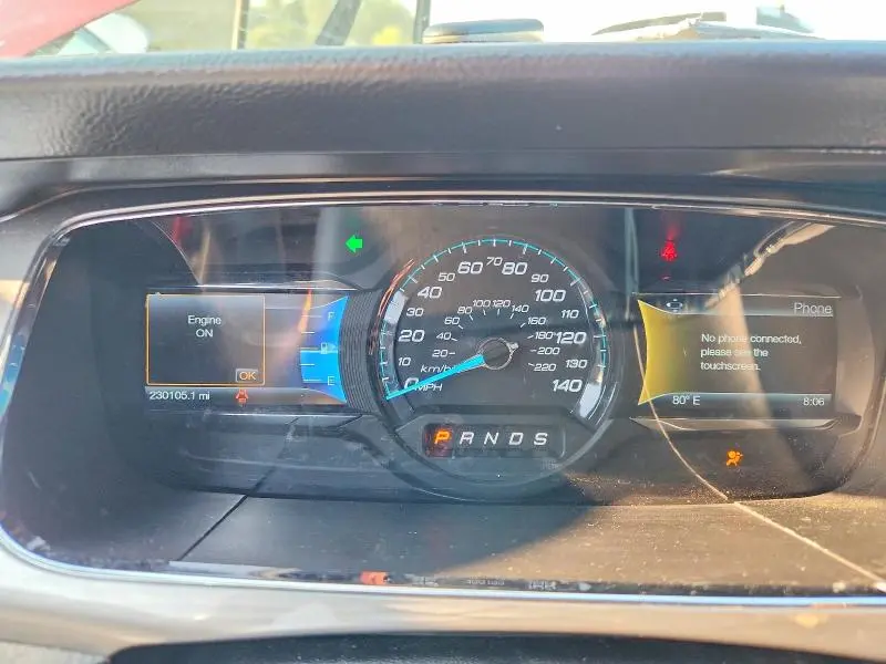 2015 FORD TAURUS SEL  