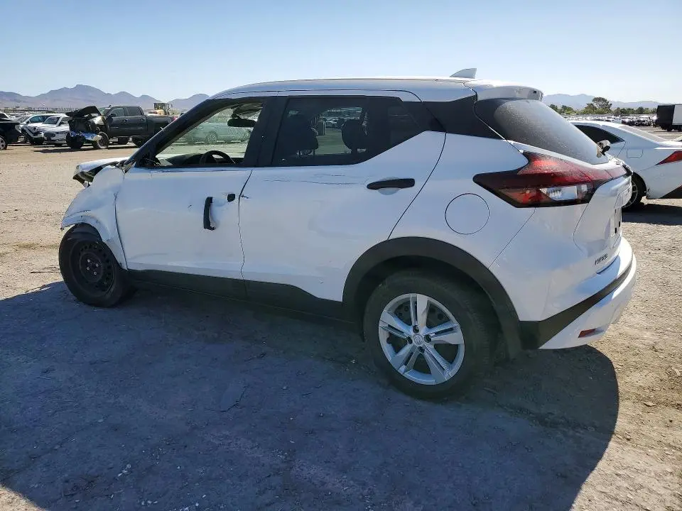 2024 NISSAN KICKS S  