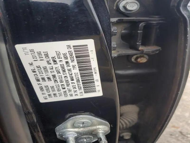 2011 HONDA ACCORD LX  