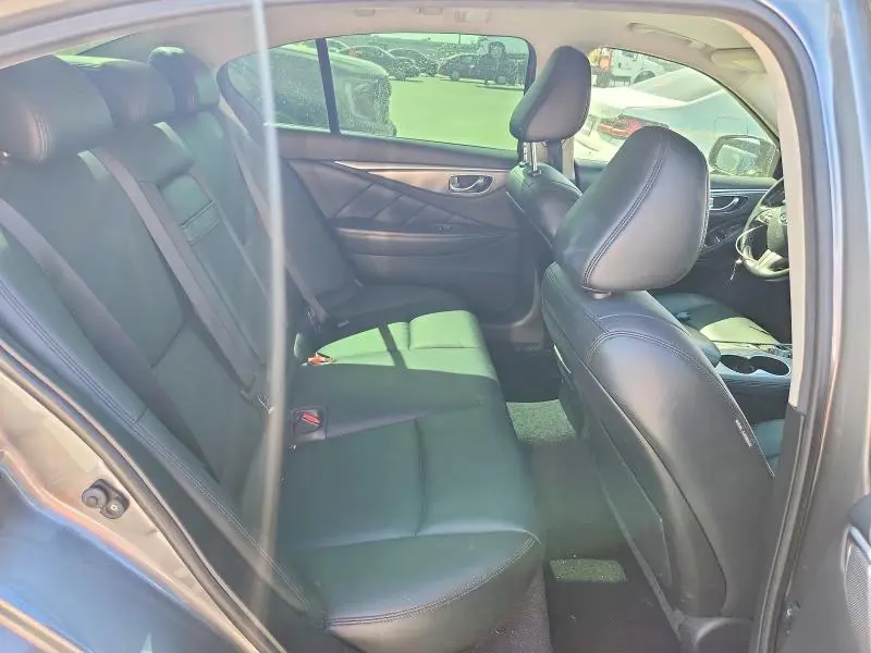 2015 INFINITI Q50 BASE  