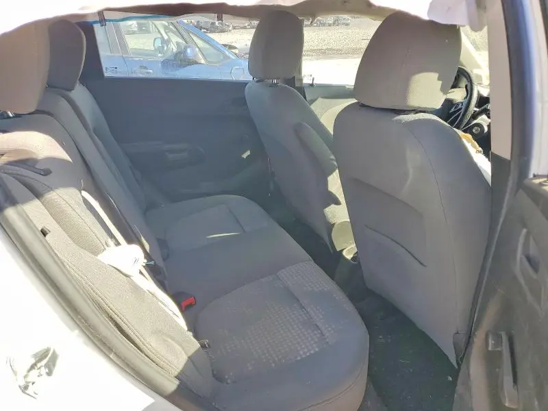 2015 CHEVROLET SONIC LS  