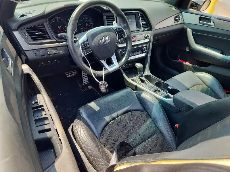 2019 HYUNDAI SONATA SPORT  