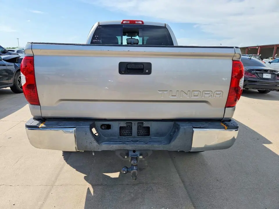 2014 TOYOTA TUNDRA SR5  