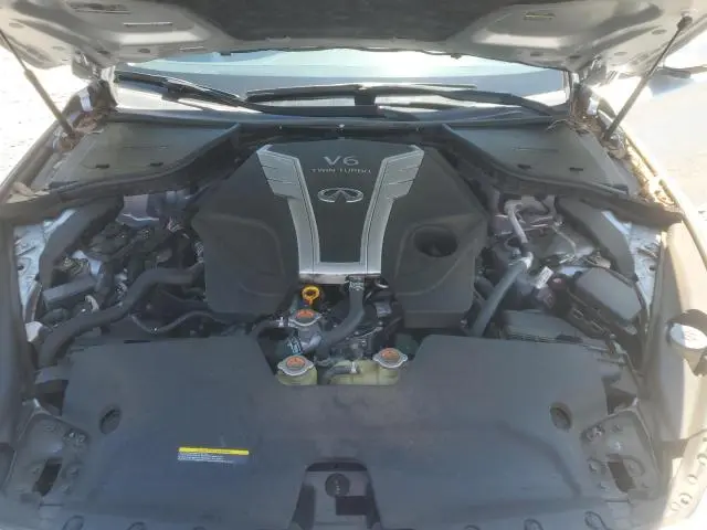 2018 INFINITI Q50 LUXE