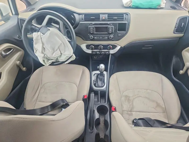 2015 KIA RIO LX  
