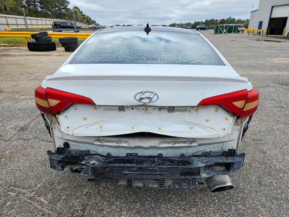 2016 HYUNDAI SONATA SE  