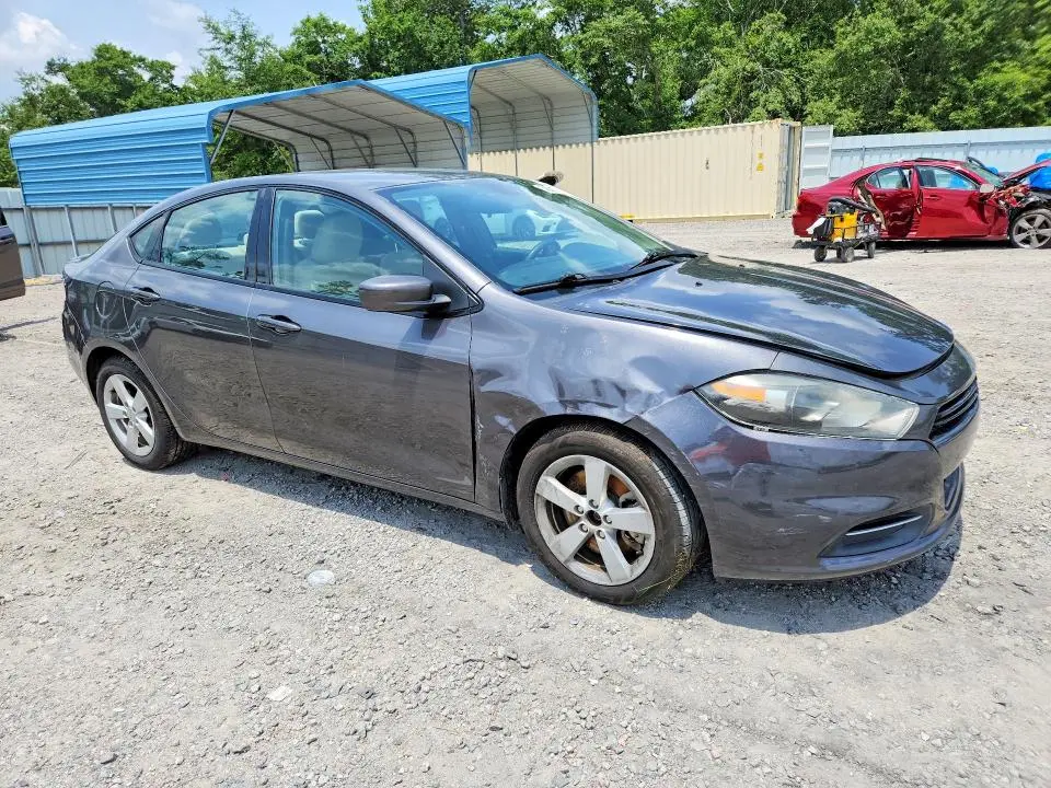 2015 DODGE DART SXT  