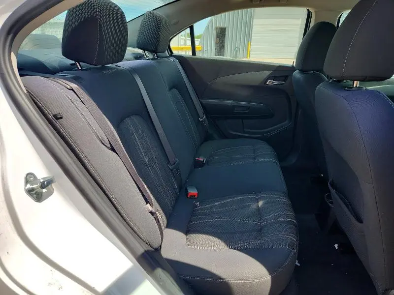 2017 CHEVROLET SONIC LT  