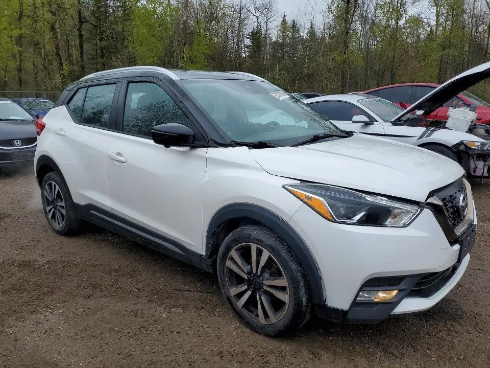 2020 NISSAN KICKS SR  