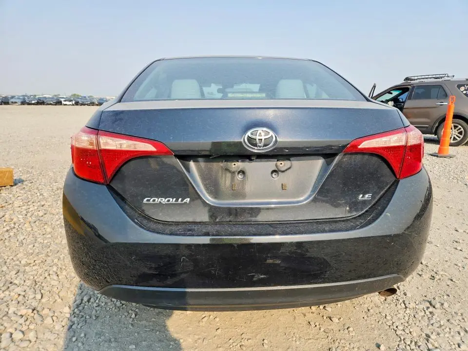 2018 TOYOTA COROLLA LE  