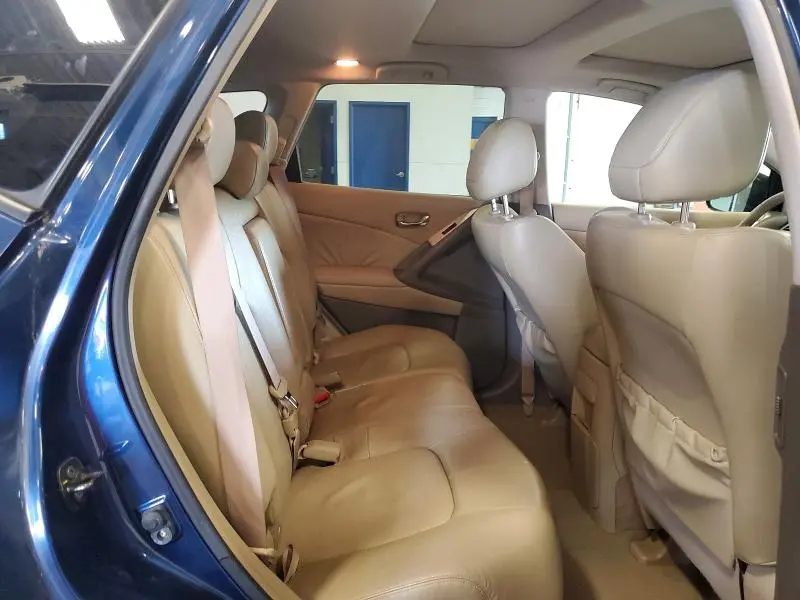 2010 NISSAN MURANO S  