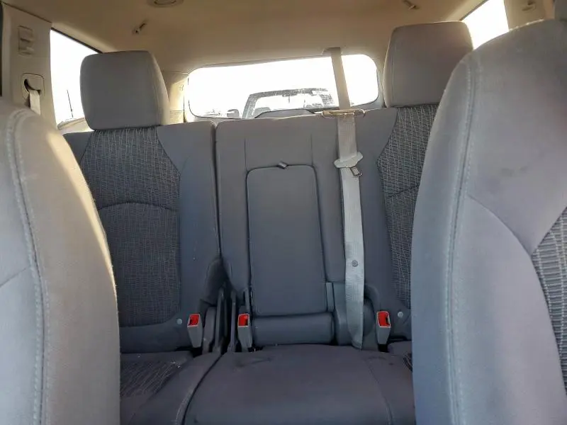 2013 CHEVROLET TRAVERSE LS  