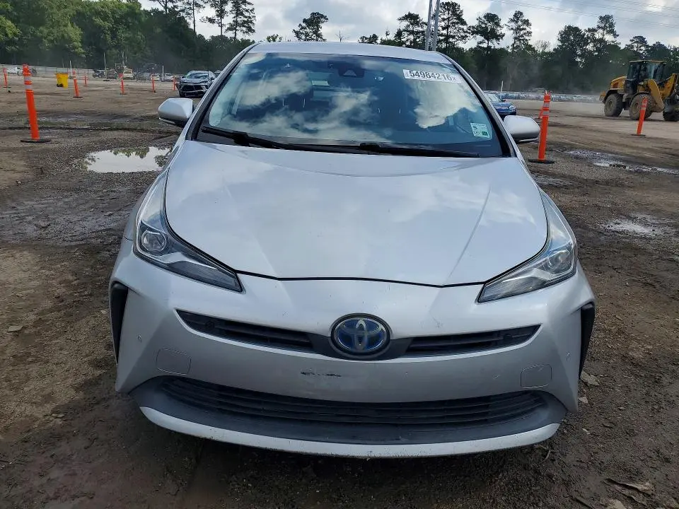2020 TOYOTA PRIUS XLE  