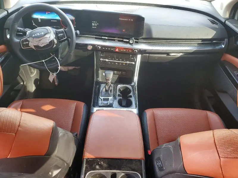 2024 KIA CARNIVAL SX PRESTIGE  