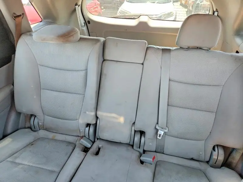 2013 KIA SORENTO LX  
