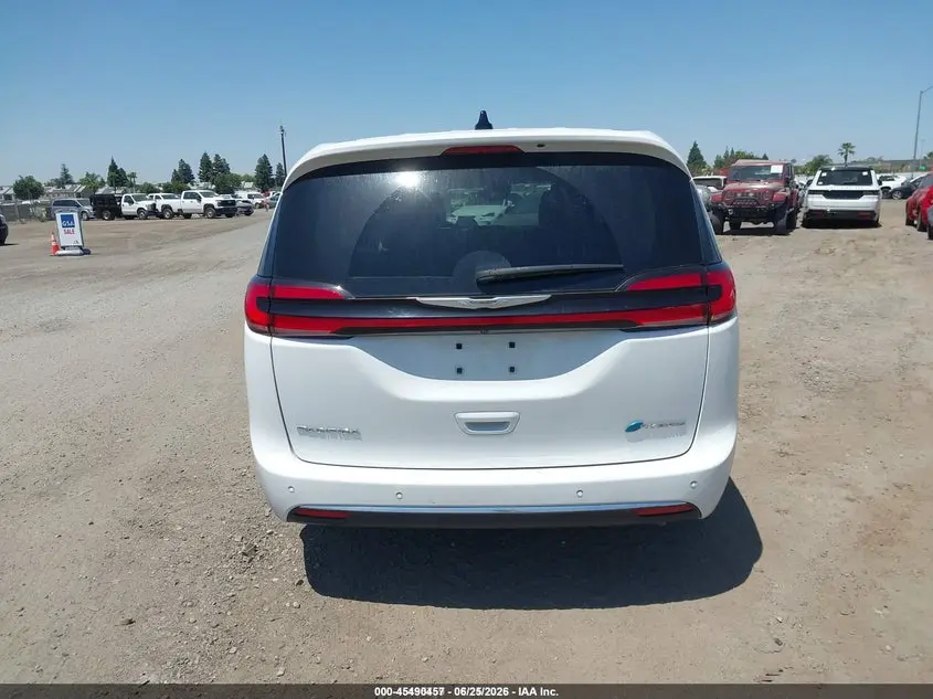 2023 CHRYSLER PACIFICA HYBRID TOURING L