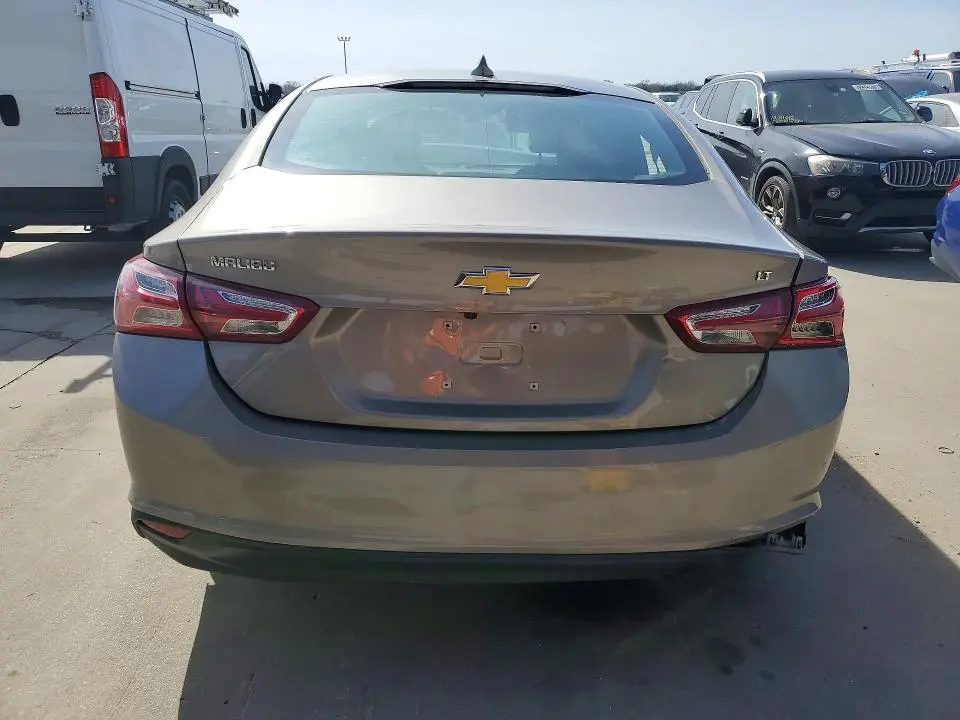 2022 CHEVROLET MALIBU LT  