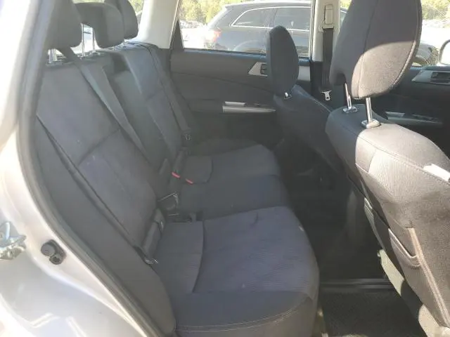 2010 SUBARU FORESTER XS  