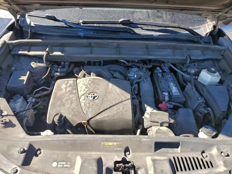 2021 TOYOTA HIGHLANDER L  