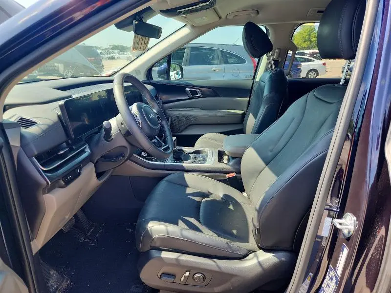 2025 KIA CARNIVAL LXS  