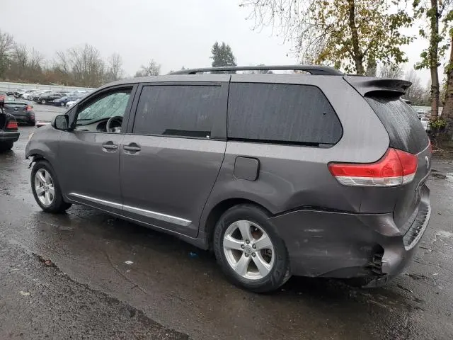 2011 TOYOTA SIENNA LE  