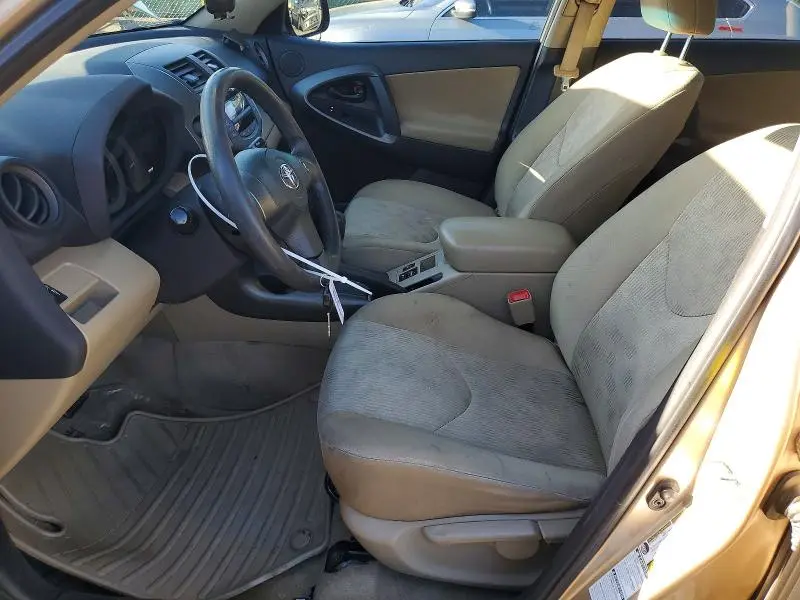 2010 TOYOTA RAV4 BASE  