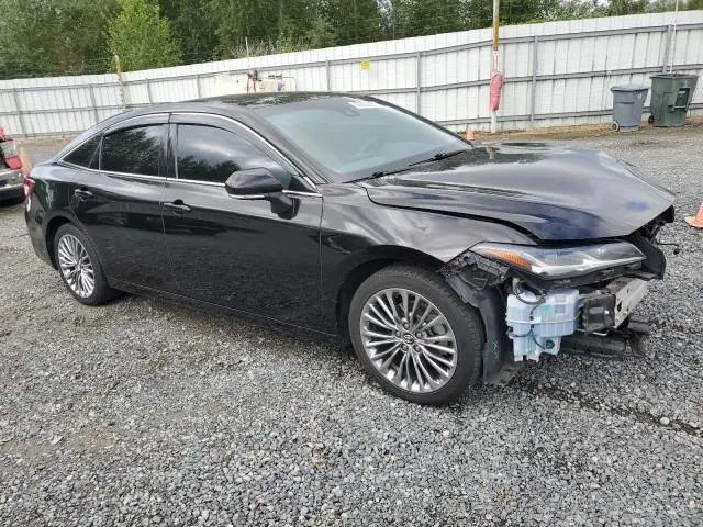 2019 TOYOTA AVALON XLE  