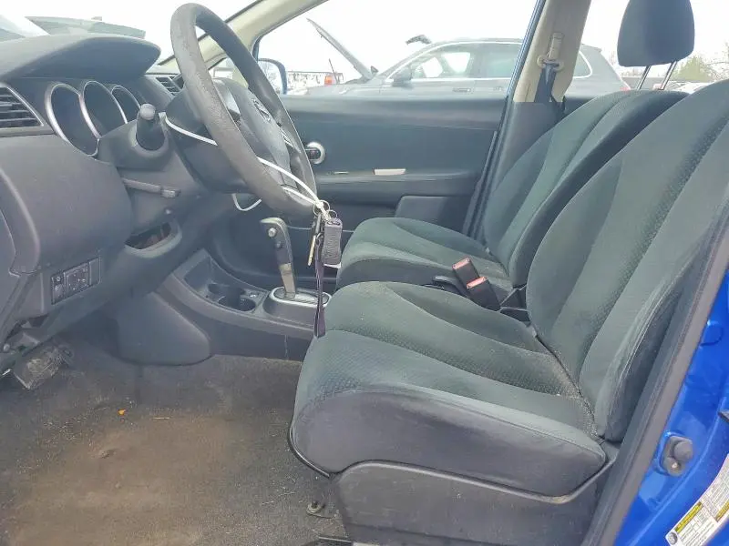 2011 NISSAN VERSA 1.8 S  