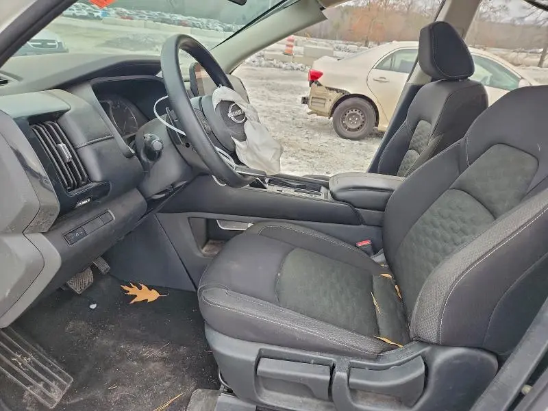 2024 NISSAN PATHFINDER S  