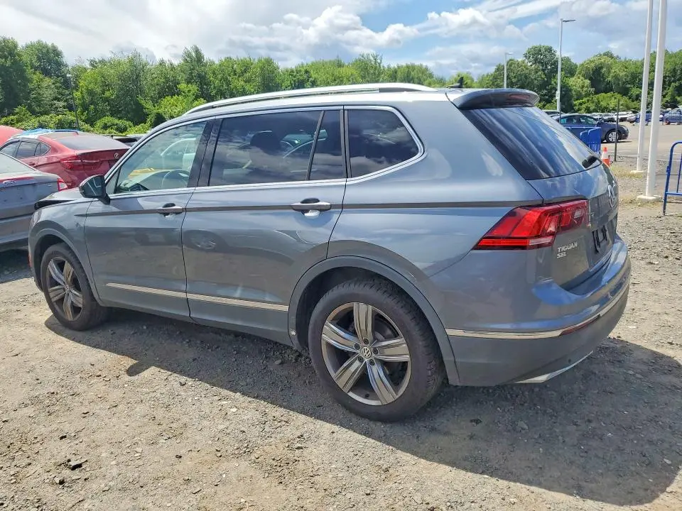 2021 VOLKSWAGEN TIGUAN SE  