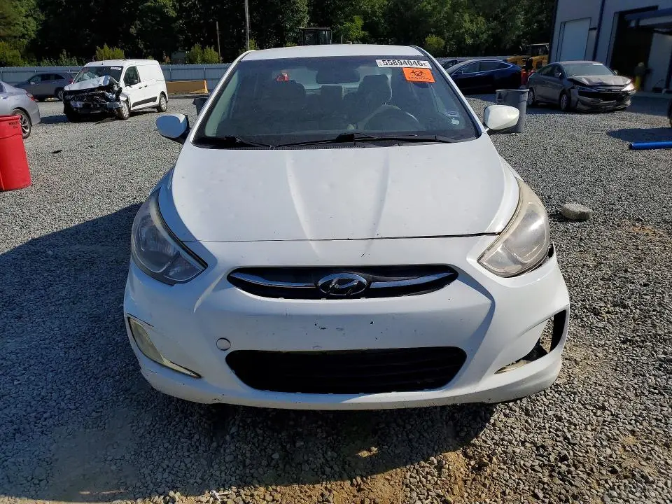 2015 HYUNDAI ACCENT GLS  