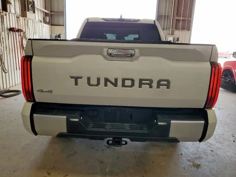 2022 TOYOTA TUNDRA CREWMAX LIMITED  