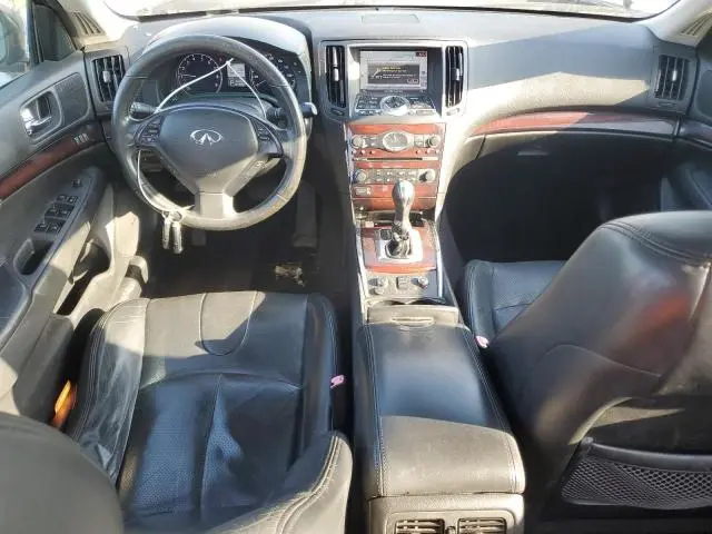 2011 INFINITI G37   