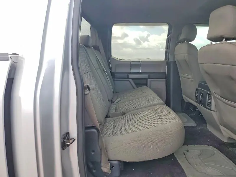 2015 FORD F150 SUPERCREW  