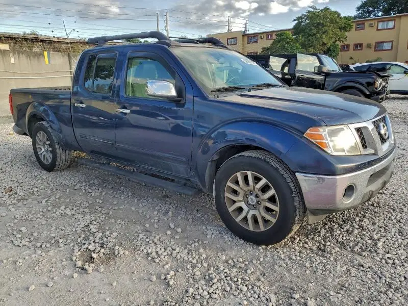 2011 NISSAN FRONTIER SV  